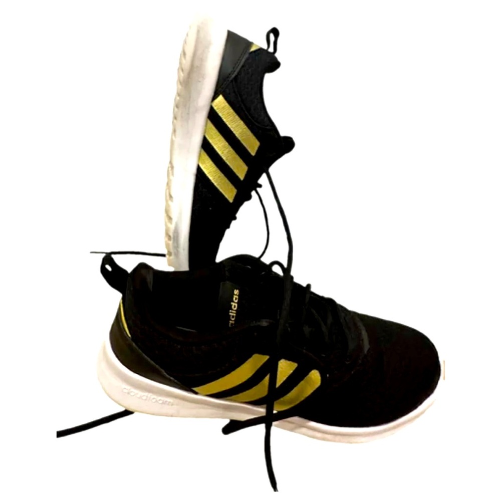 ADIDAS Women's Qt Racer 2.0 Running Shoe
